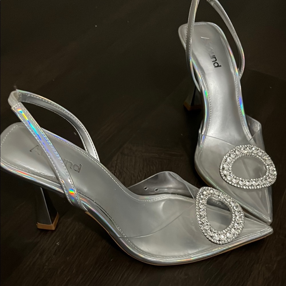 Dazzling Silver Heels with Rhinestone Embellishments
